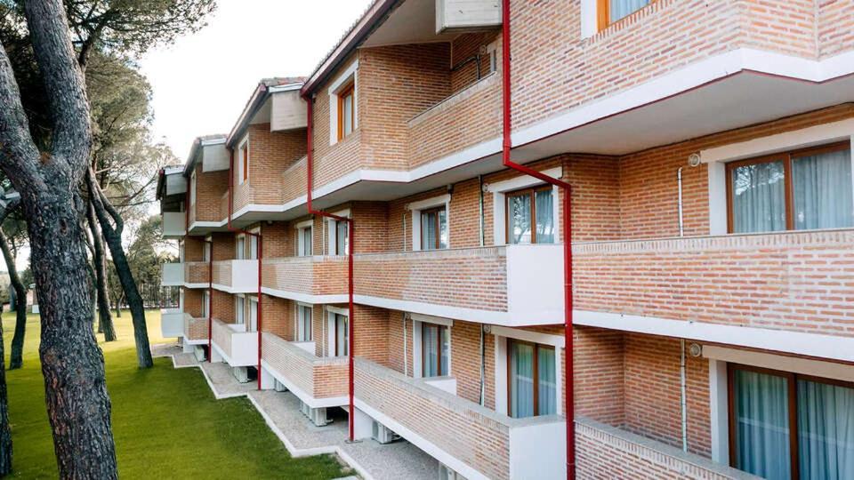 Hotel Restaurante El Montico 托尔德西拉斯 外观 照片